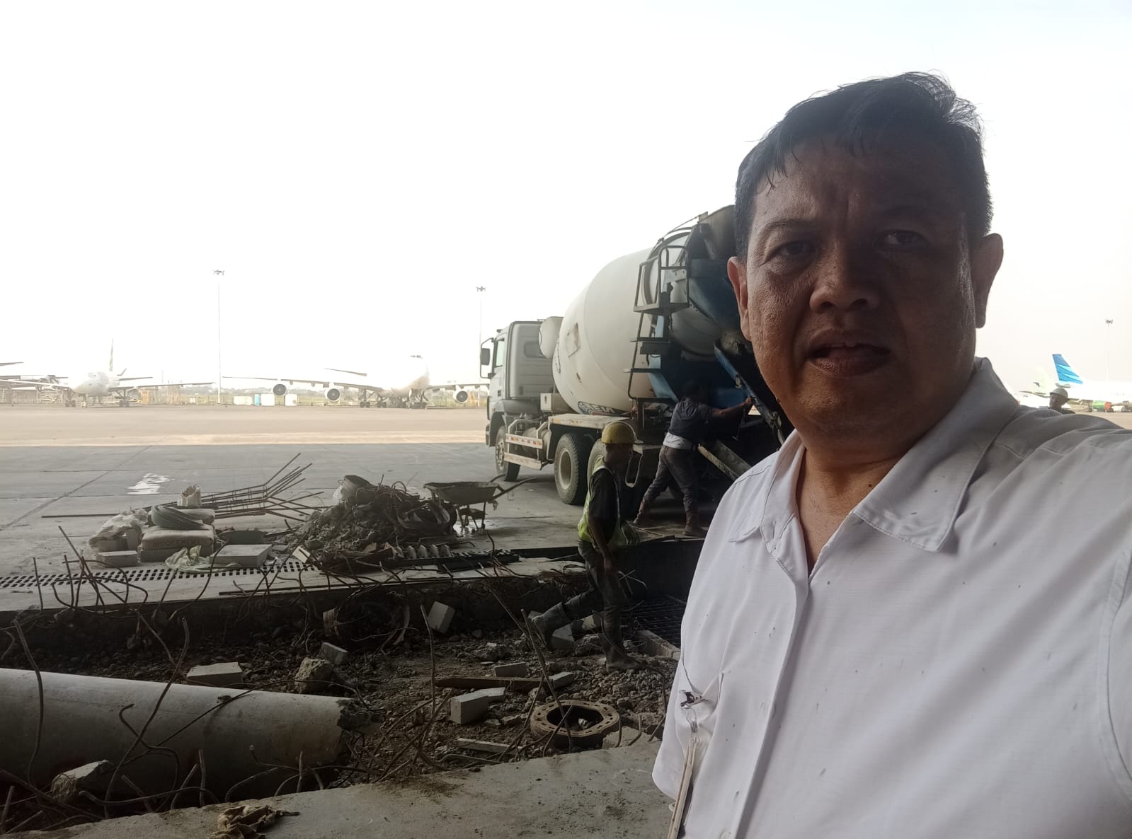 Pengerjaan pintu hanggar Garuda Indonesia - Klien: PT Cinco